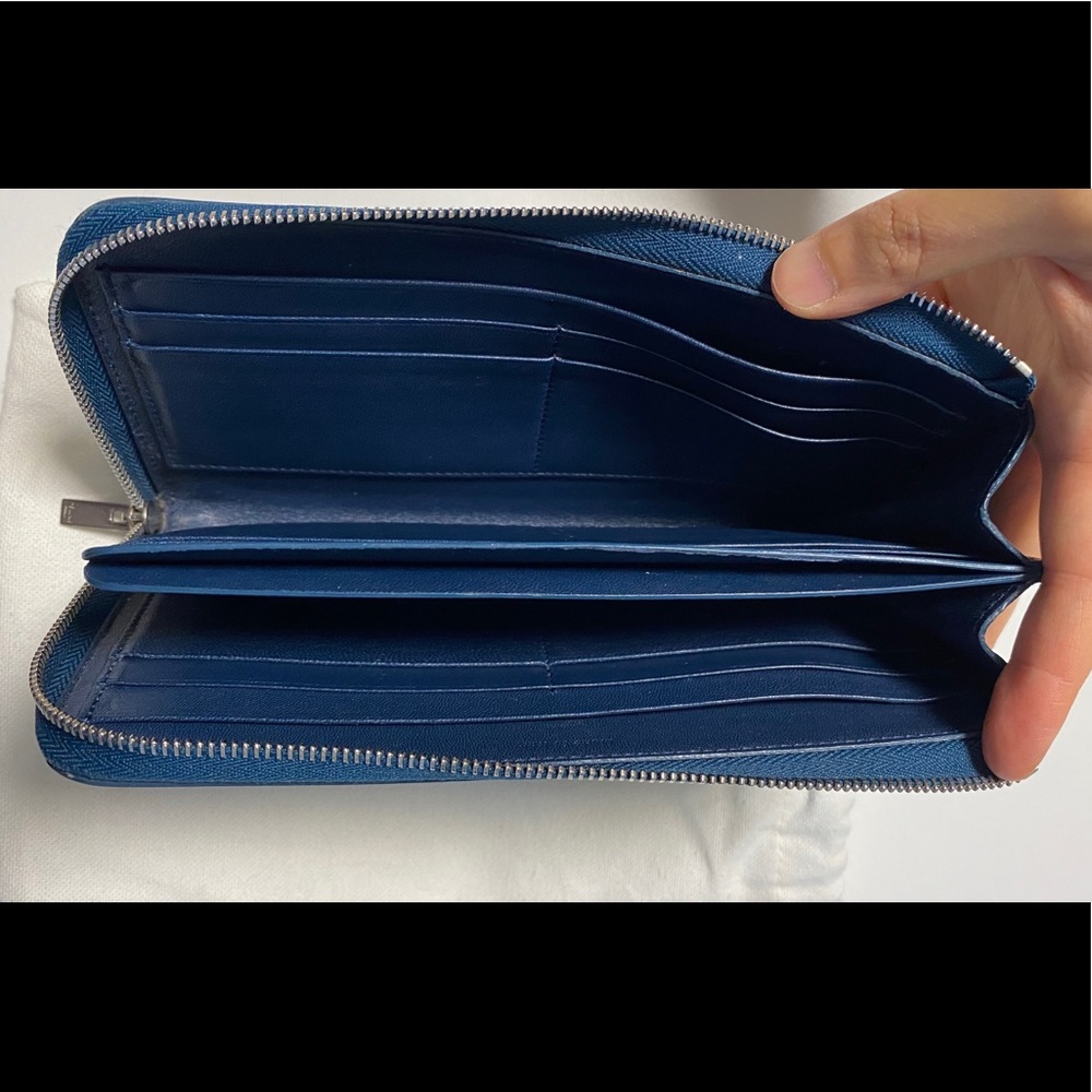 Authentic Celine blue half Zipped Wallet Preloved - Picture 4 of 14